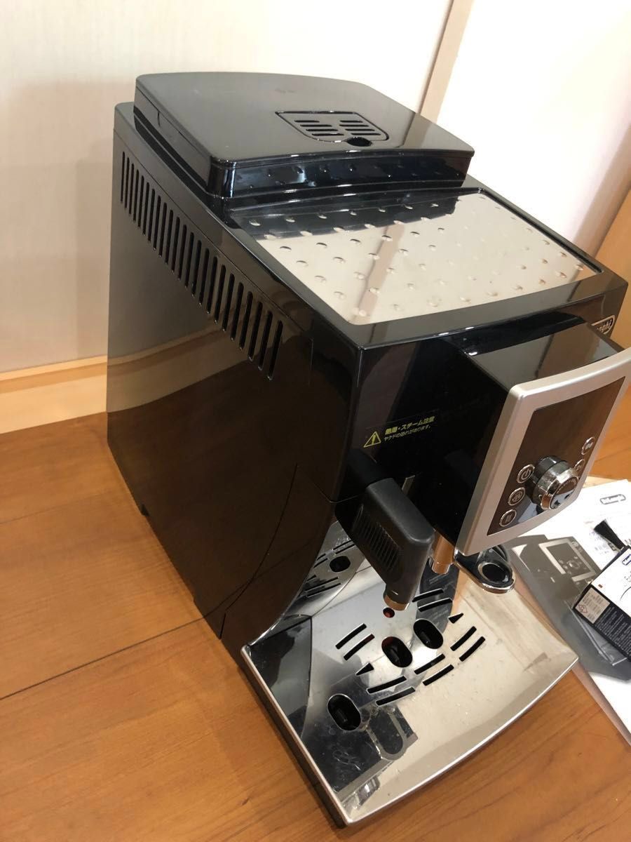 デロンギ DeLonghi マグニフィカS 全自動エスプレッソマシン カプチーノ コンパクト　ECAM23260