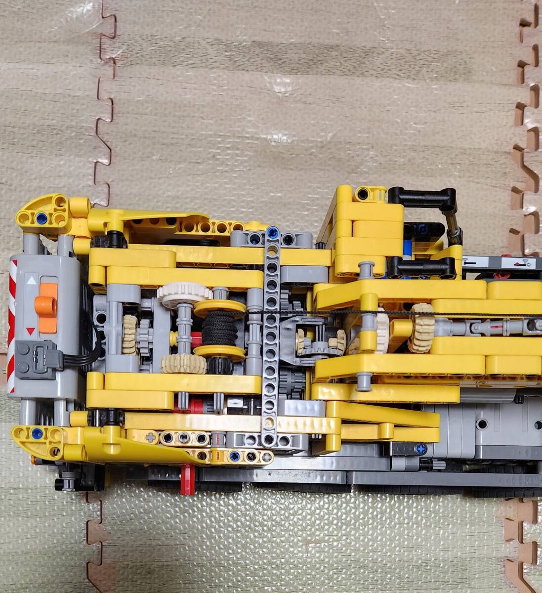LEGO 42009 モービル・クレーン MKⅡの画像5