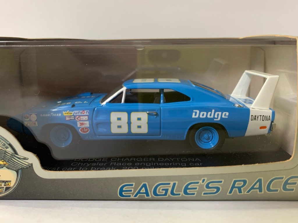 ☆EAGLE’S RACE【1969 DODGE CHARGER DAYTONA #88】 NASCAR/MOPAR/ナスカー/モパー/ダッジ/チャージャー/デイトナ/Plymouth 1/43☆の画像2