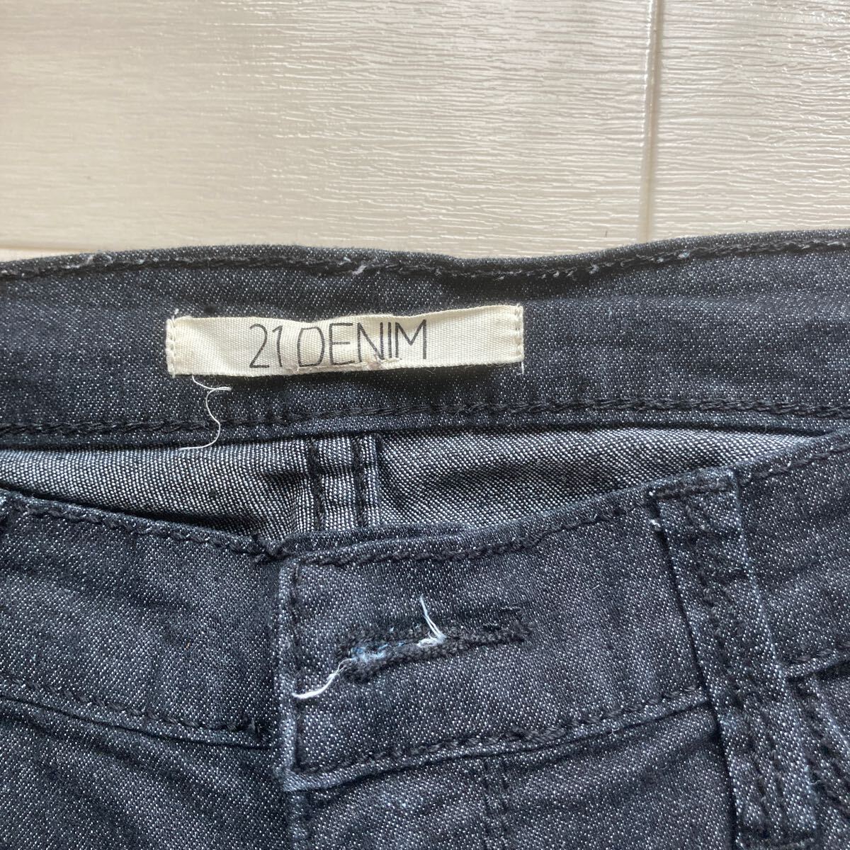 値下げ！フォーエバー21 ショートパンツ デニムボトムス 黒 サイズ24 中古品 ゆうパケット又はクリックポスト発送