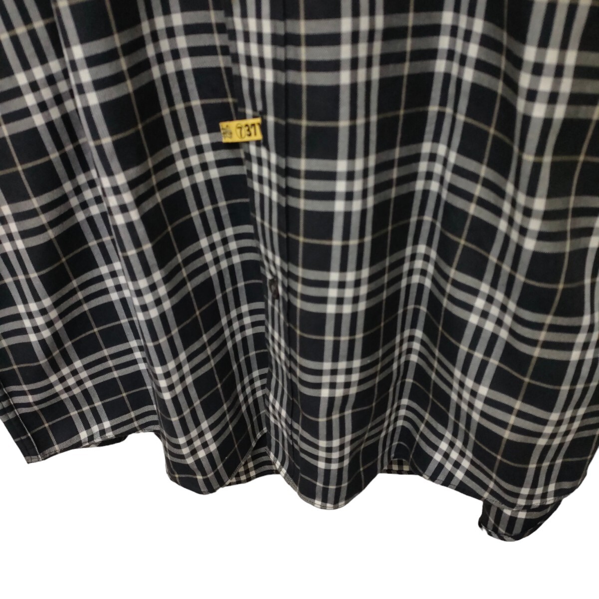 BURBERRY LONDON / Burberry мужской длинный рукав кнопка рубашка сорочка Monotone в клетку M размер сделано в Японии чистка settled I-3721