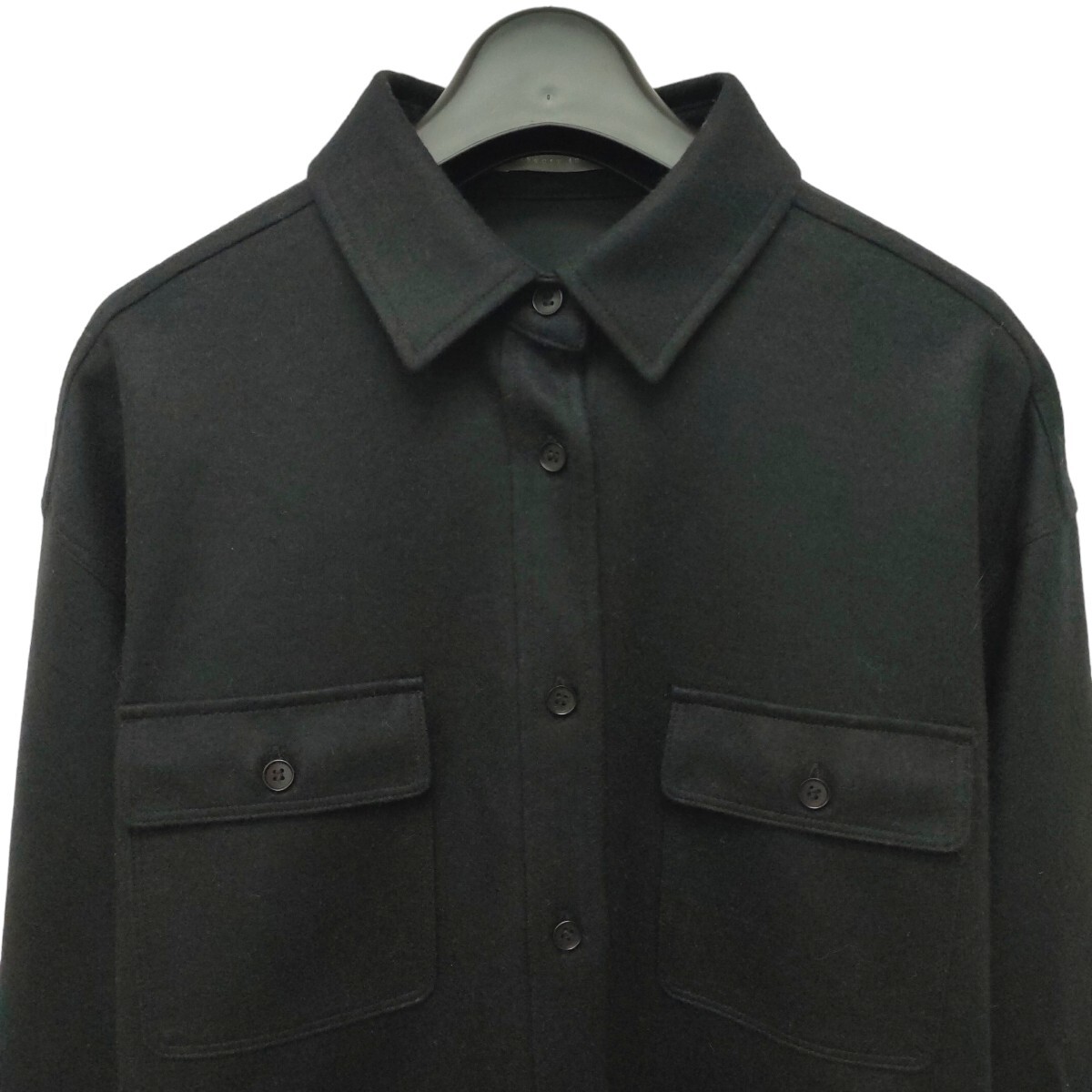 【美品】Theory luxe /セオリーリュクス レディース ウールシャツ 長袖シャツ 38号(L相当) 春秋冬服 ブラック 綺麗め I-3751の画像2