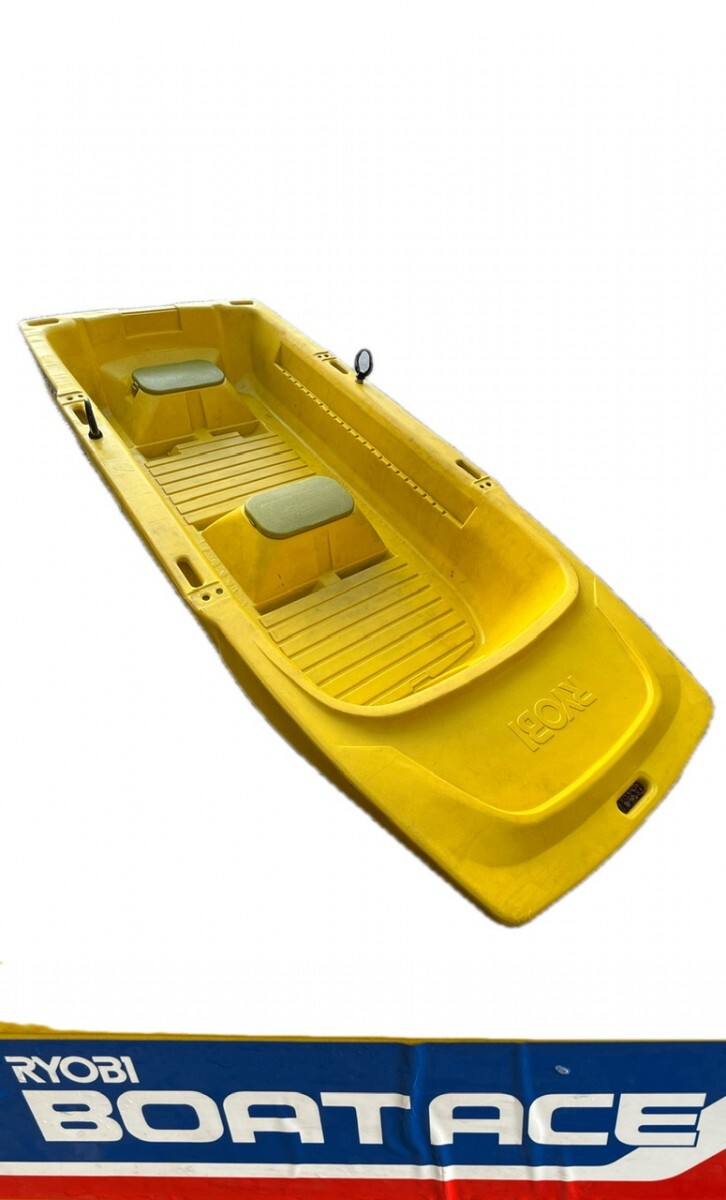 RYOBI BOAT ACE ROB250 license ship inspection un- necessary small size light weight boat ace capacity 2 name coming off . structure maximum installing horse power 2 horse power hand .. boat 