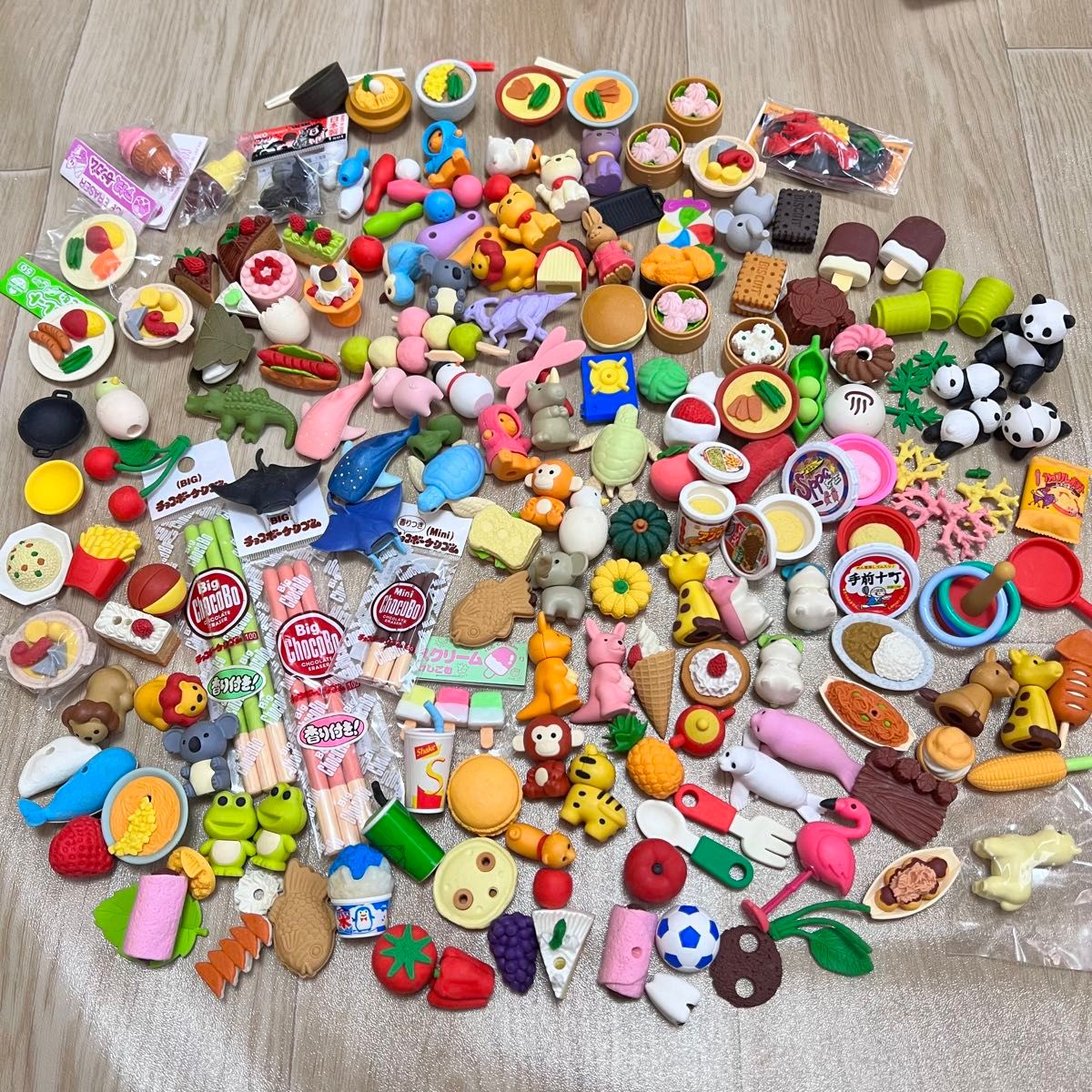 おもしろ消しゴム かわいい消しゴム 大量 まとめ売り 300個