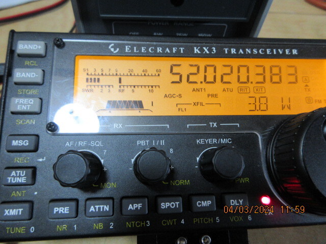 USA製 ５０/HF オールモード トランシーバー KX3 正常時５～１０W  の画像2