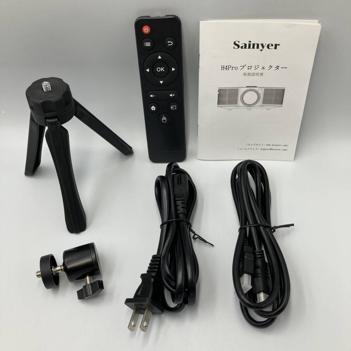 【通電確認済み】Sainyer H4Pro プロジェクター ホームシアター 家庭用 1080P ネイティブ ホームプロジェクター Wi-Fi/Y20124-U1の画像2