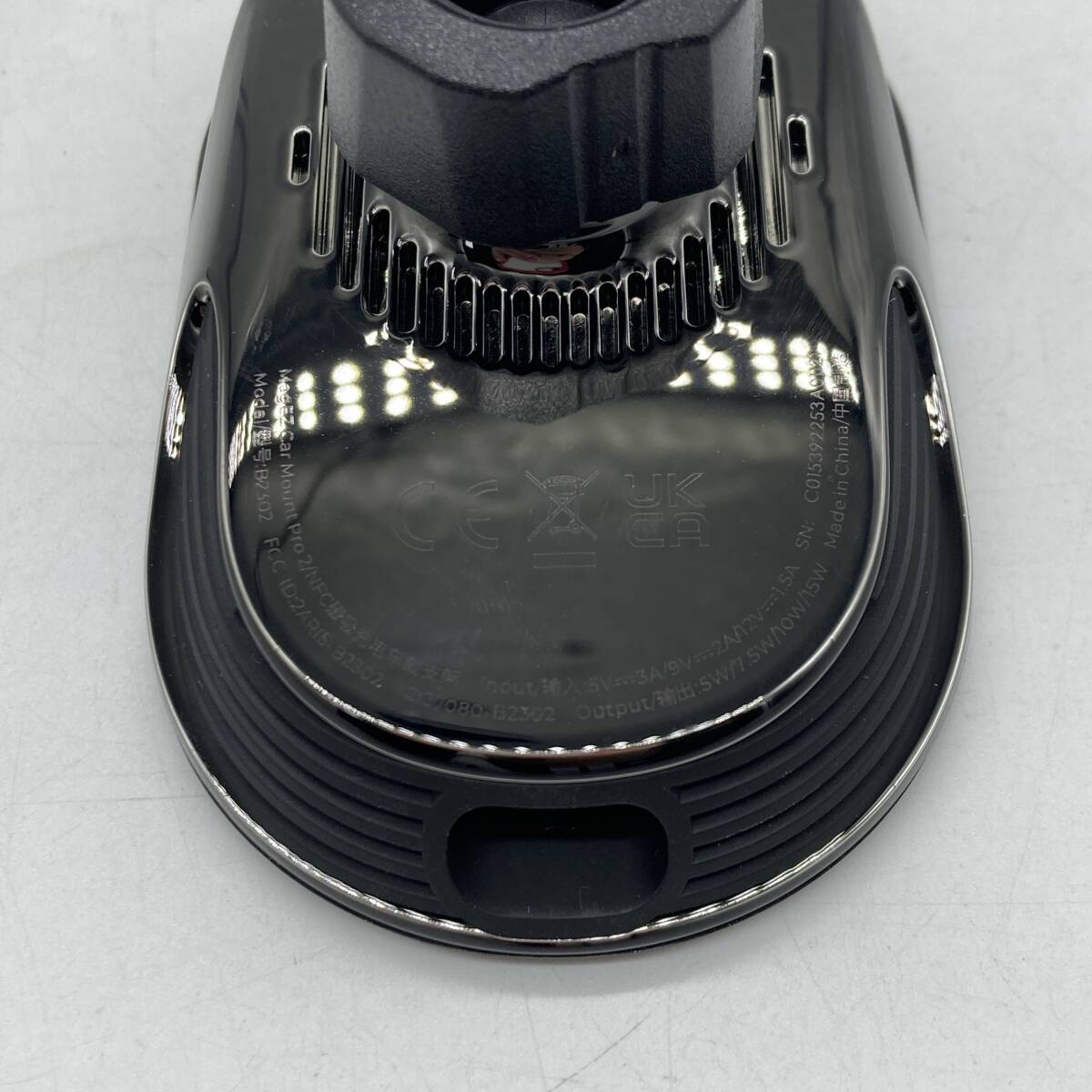 【通電確認済】PITAKA ワイヤレス充電器 車載スマホホルダー MagEZ Car Mount Pro 2 /Y20599-P2の画像4