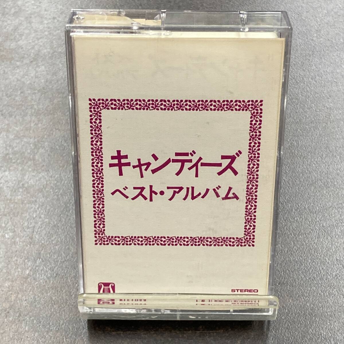 1041M キャンディーズ ベストアルバム カセットテープ / CANDIES Idol Cassette Tape_画像1