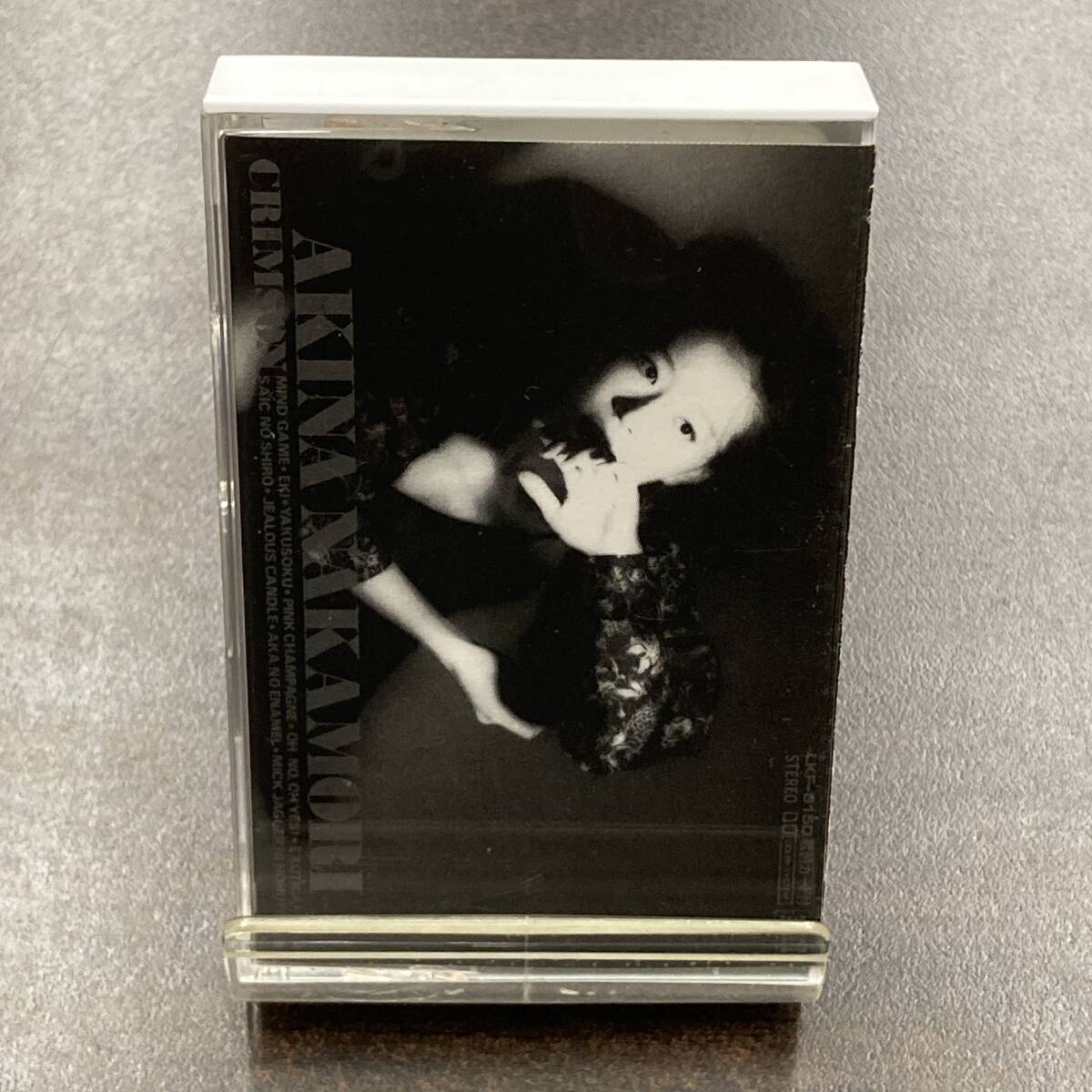 1136M 中森明菜 CRIMSON カセットテープ / Akina Nakamori Idol Cassette Tapeの画像1