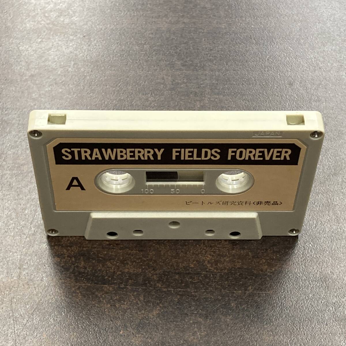 1222M ザ・ビートルズ 研究資料 STRAWBERRY FIELDS FOREVER カセットテープ / THE BEATLES Research materials Cassette Tapeの画像2