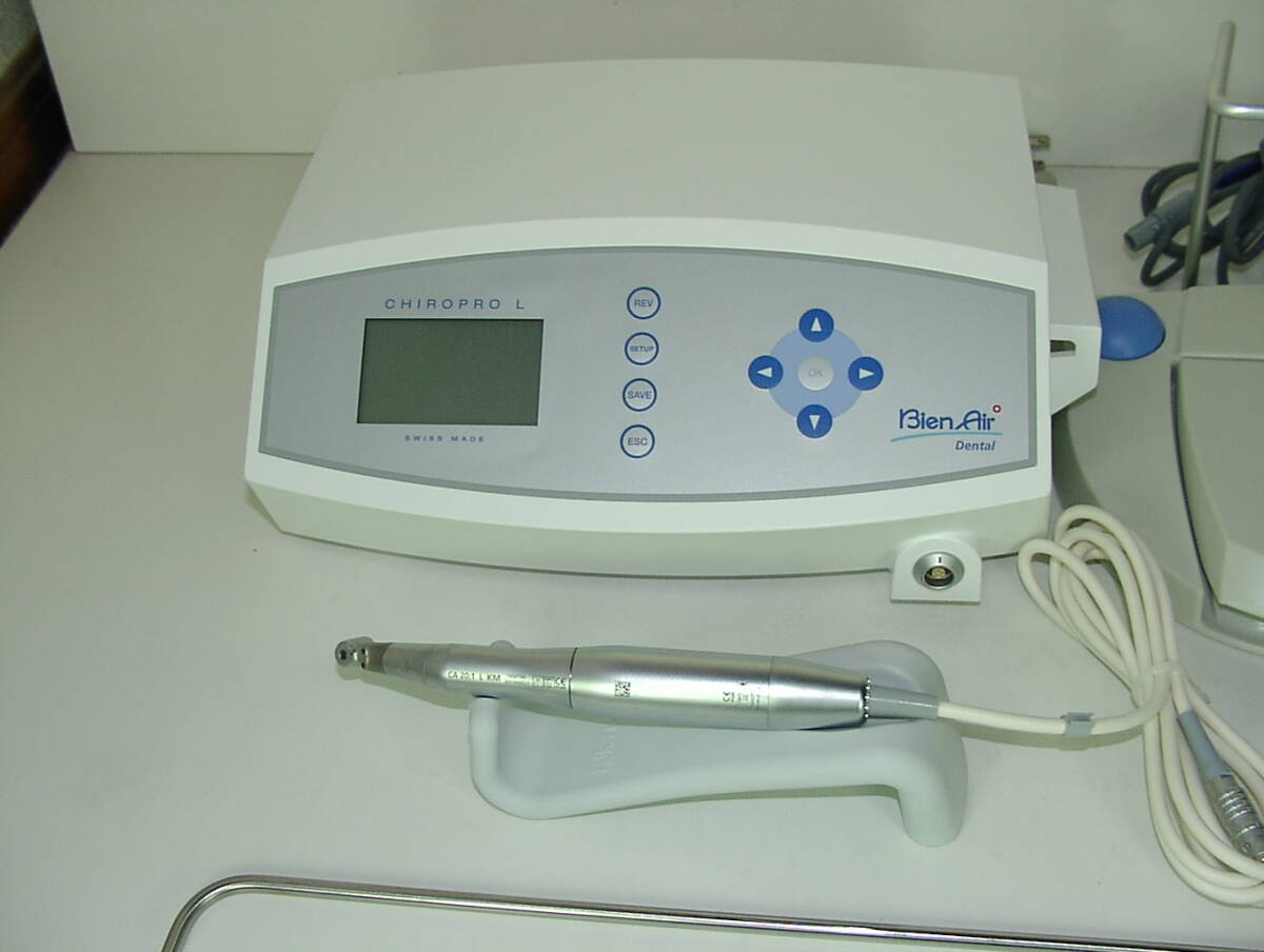 モリタ ライト付きインプランター シロプロL 数回使用のみ オマケつき ’’１類の管理医療機器で特定保守医療機器ではありません’’の画像3