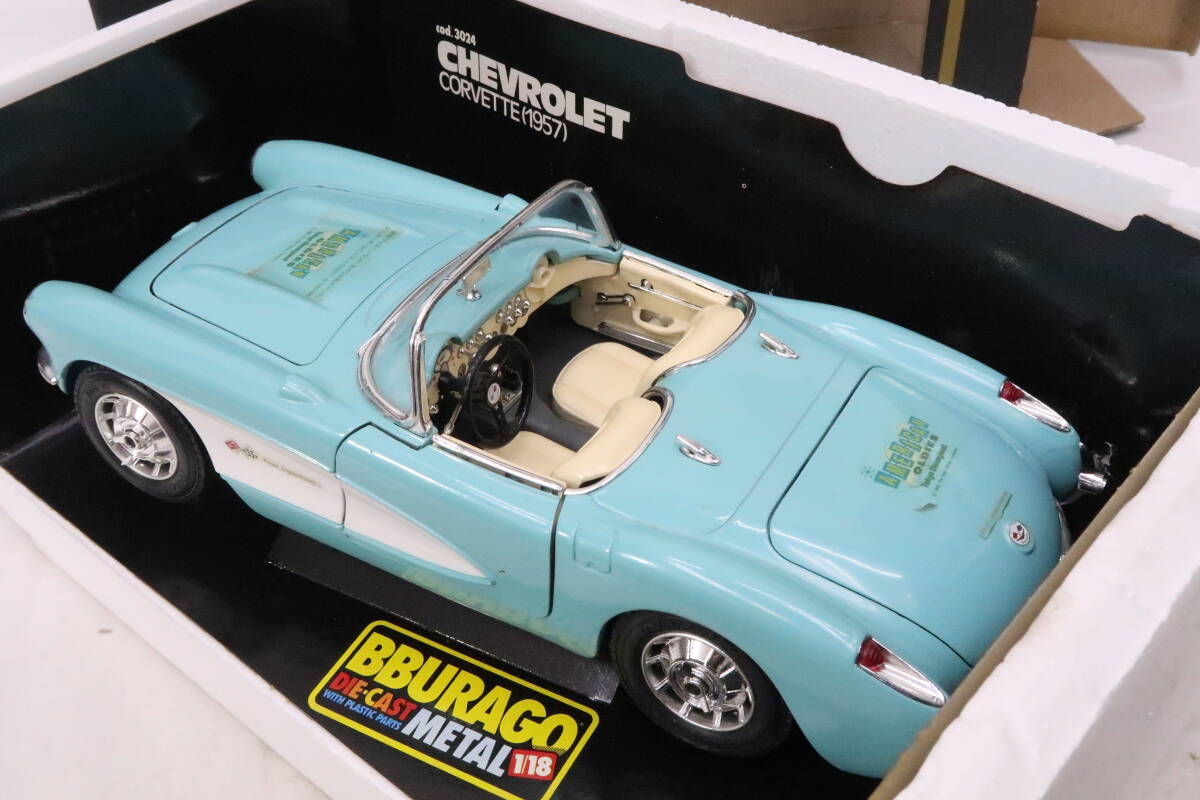 ディズニーランド特注 アメリカンオールディーズ Bburago Corvette コルベット 箱付 Disney land 1/18 イタリア製 ハハレ_画像3