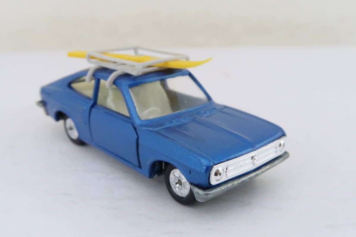 トミカ NISSAN SUNNY 1200GX ski スキーキャリア付 日産 サニー 箱無 日本製 TOMICA コレの画像3