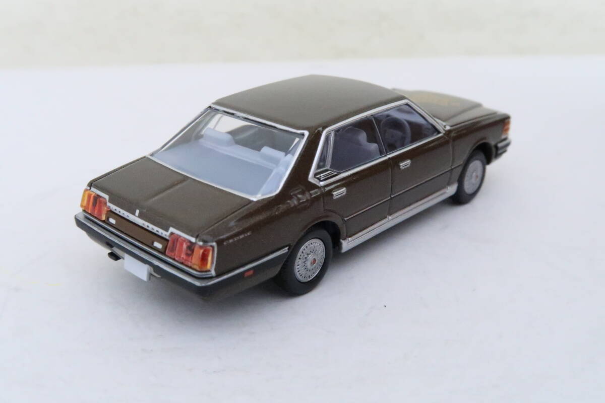 KEN BOX トミカリミテッド NISSAN CEDRIC (430) 日産 セドリック 茶メタ 箱無 1/64 TOMICA LIMITED VINTAGE コレの画像2