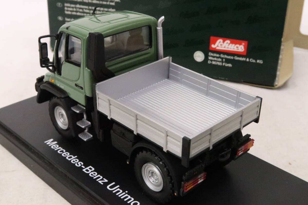 Schuco Mercedes Benz Unimog Mercedes Benz Unimog с ящиком 1/43mirore