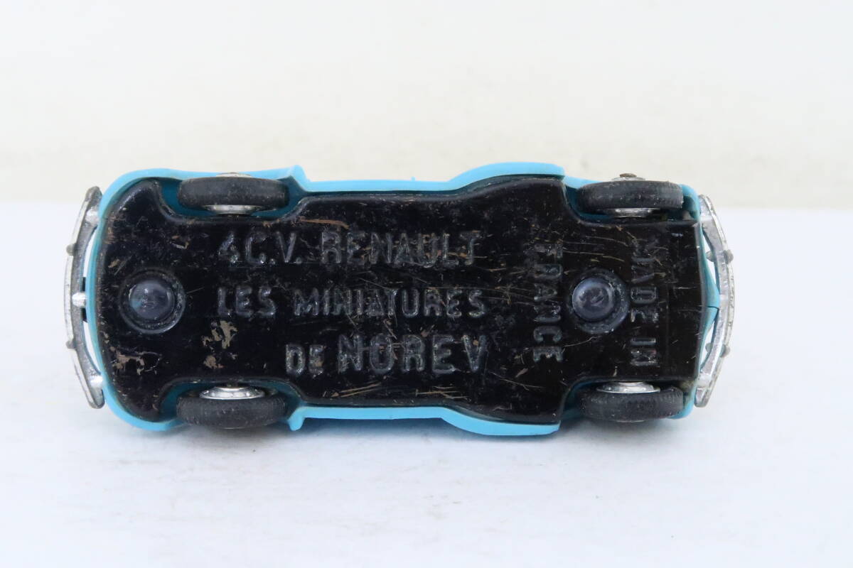 当時物norev RENAULT 4CV ルノー 青 難有 箱無 1/43 フランス製 ニレの画像5