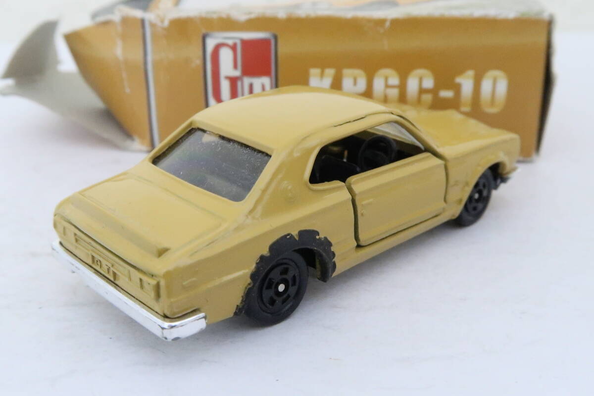 ガリバートミカ NISSAN SKYLINE GT-R KPGC-10 日産 スカイライン 箱傷み TOMICA ヨコ_画像2