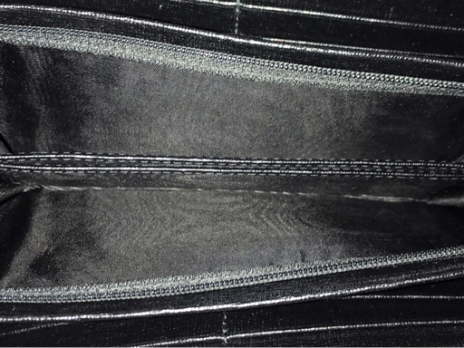 フルラ レザー 二つ折り長財布 ロングウォレット ボタン L字ジップ ブランド小物 ブラック系 黒系 FURLAの画像5