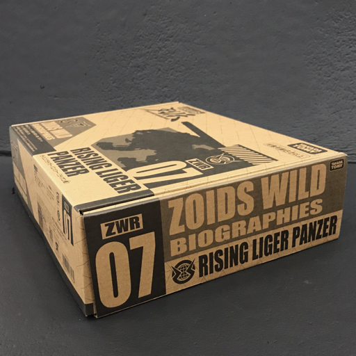 タカラトミー ゾイドワイルド列伝 ZWR07 ライジングライガーパンツァー ライオン種 1/35 組立キット 玩具 保存箱付の画像5