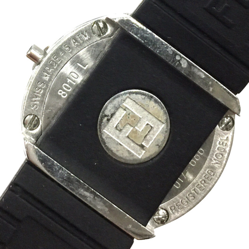 フェンディ 50M クォーツ 腕時計 レディース ブラック文字盤 ジャンク品 付属品あり ファッション小物 FENDI_画像2