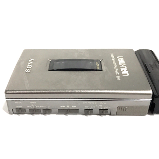 SONY ソニー WM-607 WALKMAN ポータブルカセットプレーヤー オーディオ機器 通電確認済の画像5