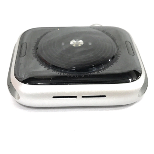 1円 Apple Watch SE 44mm GPSモデル MKQ43J/A A2352 シルバー スマートウォッチの画像5