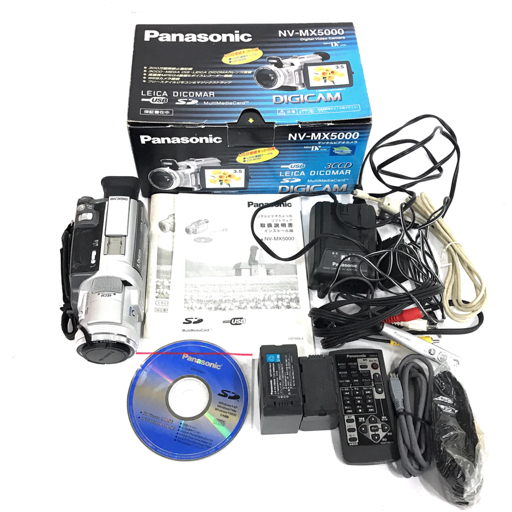 1円 Panasonic NV-MX5000 MiniDV デジタルビデオカメラ 通電確認済み_画像1
