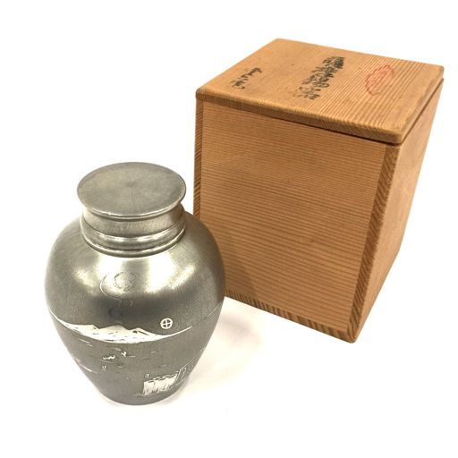 1円 薩摩錫器 さつま 岩切 茶筒 登六作 錫製 高さ約11.5cm 茶道具 共箱 付属の画像1