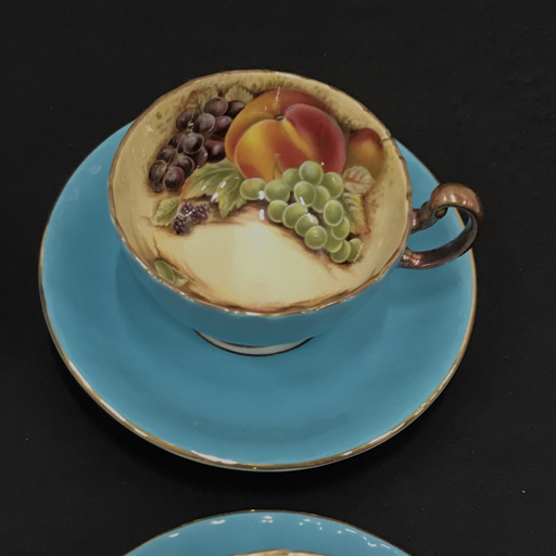 エインズレイ フルーツ柄 蝶 花柄 カップ&ソーサー 洋食器 4客セット AYNSLEYの画像3