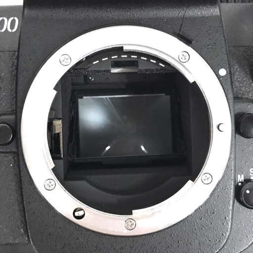 Nikon F100 一眼レフ フィルムカメラ ボディ 本体 オートフォーカス_画像2