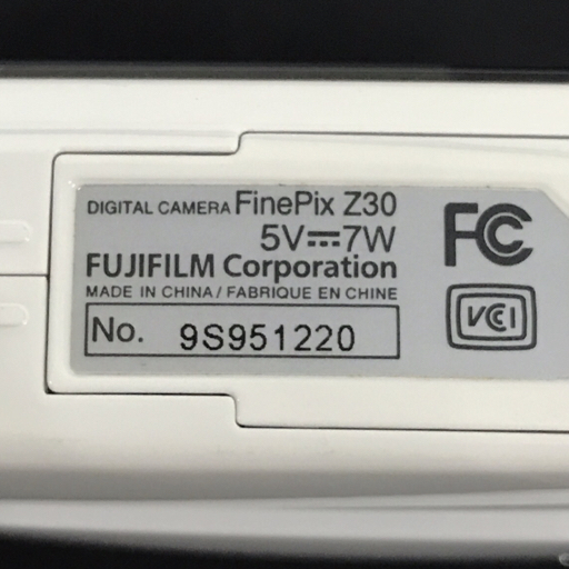 1円 FUJIFILM FINEPIX Z30 コンパクトデジタルカメラ ホワイト 充電器付きの画像7