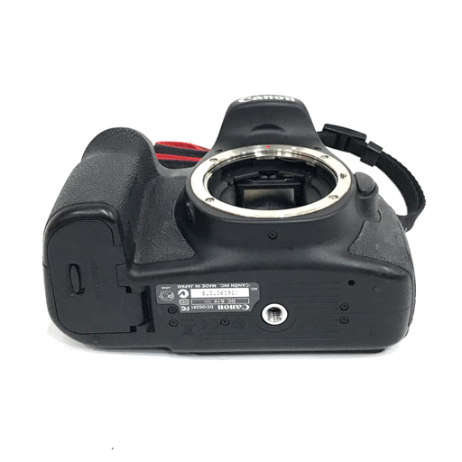 1円 CANON EOS 60D EF-S 18-135mm 1:3.5-5.6 IS デジタル一眼レフ デジタルカメラ C151052