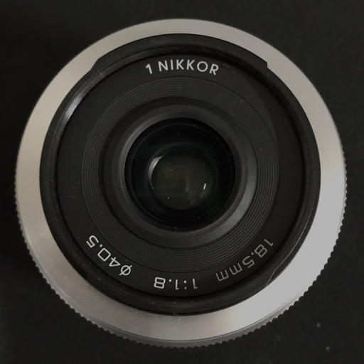 Nikon 1 J5 1 NIKKOR 10-30mm 1:3.5-5.6 VR 18.5mm 1:1.8 ミラーレス一眼 カメラ レンズ ニコンの画像9