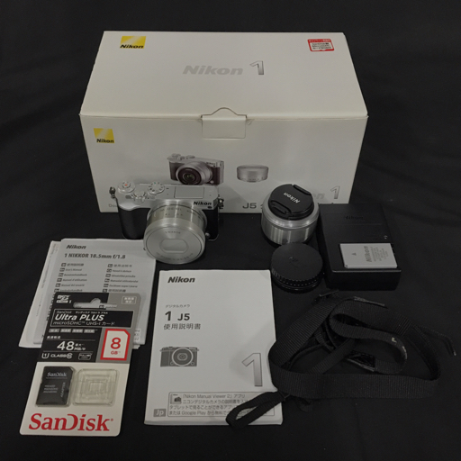 Nikon 1 J5 1 NIKKOR 10-30mm 1:3.5-5.6 VR 18.5mm 1:1.8 ミラーレス一眼 カメラ レンズ ニコンの画像1