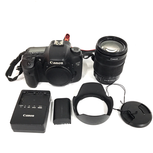 1円 CANON EOS 7D EF-S 18-135mm 1:3.5-5.6 IS STM デジタル一眼レフ デジタルカメラ C111153-1の画像1