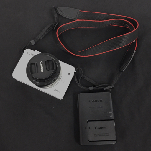 1円 CANON EOS M10 EF-M 22mm 1:2 STM ミラーレス一眼 デジタルカメラ レンズの画像1