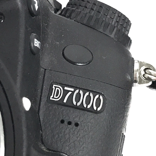Nikon D7000 デジタル一眼レフカメラ ボディ 光学機器 付属品ありの画像7