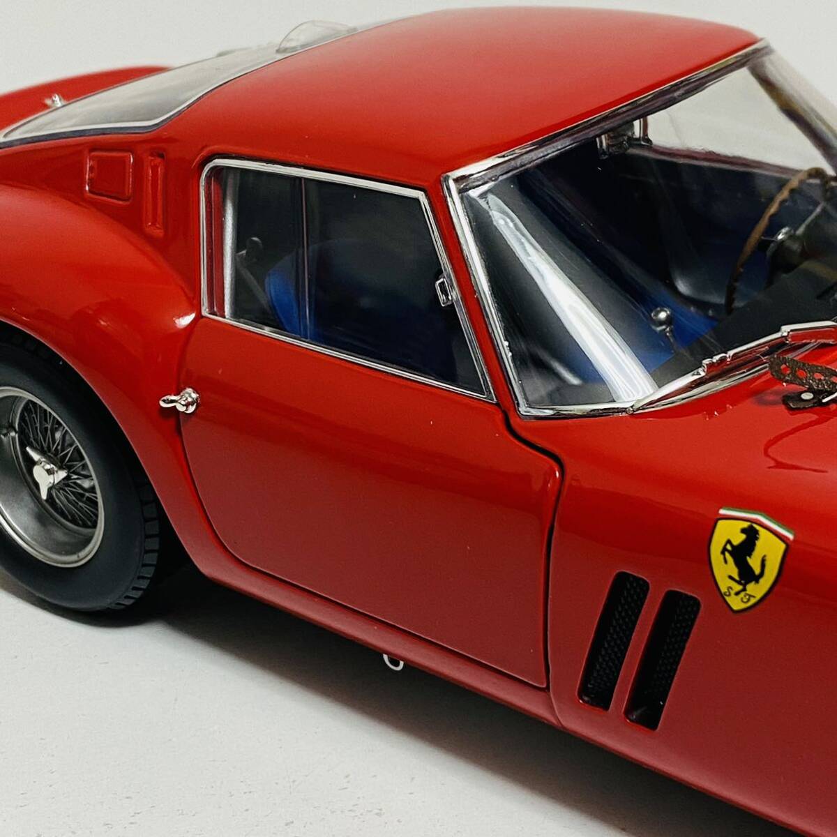 【中古品】Kyosho 京商 1/18スケール ハイエンドモデル Ferrari 250 GTO フェラーリ ミニカー モデルカー_画像8