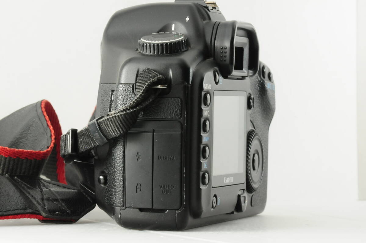 キャノン Canon EOS 5D ボディ デジタル一眼カメラ 箱 充電器付の画像5