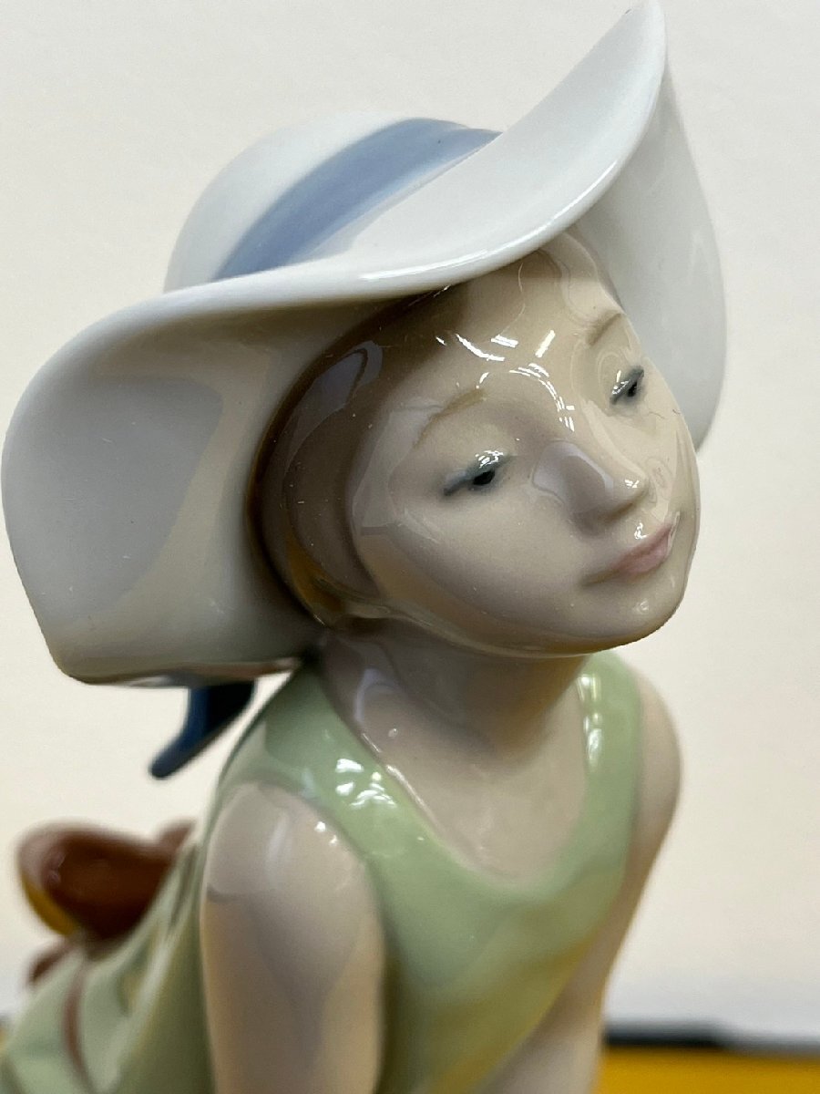 s 美品 Lladro リヤドロ 鏡の前で（若草色）05009 磁器人形 置物 飾物 フィギュリン_画像6