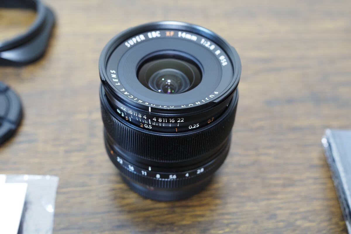 Fujifilm （フジフィルム）フジノン XF14mmF2.8 R（美品、オマケ付き）の画像4