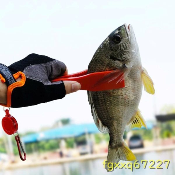 Fy388：★人気　釣り ボディグリップ クランプとグリッパー グラバーロックスイッチトリガ 多機能魚クリップ_画像2