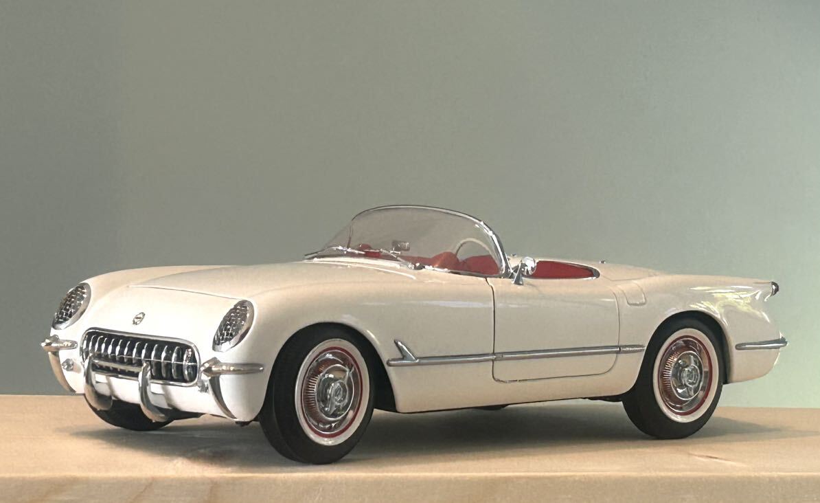 AUTOart MILLENNIUM オートアート ミレニアム GM Corvette 1953年 1/18 ミニカーの画像1