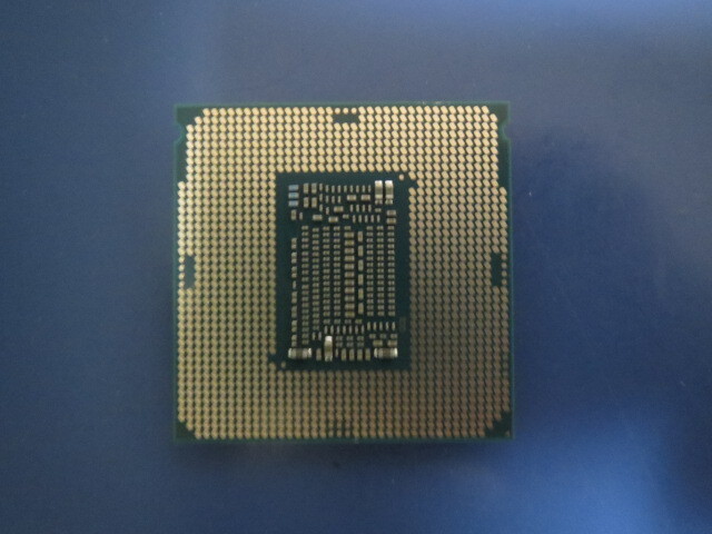 中古品　CPU　intel　Core i5-8400_画像2