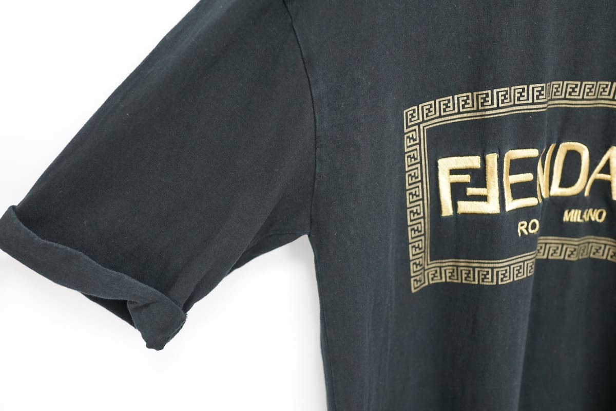 22SS FENDI VERSACE FENDACE フェンディ ヴェルサーチ フェンダーチェ Tシャツ メデューサロゴ プリント 刺繍 ブラック XXS FS7900 AJKLの画像4
