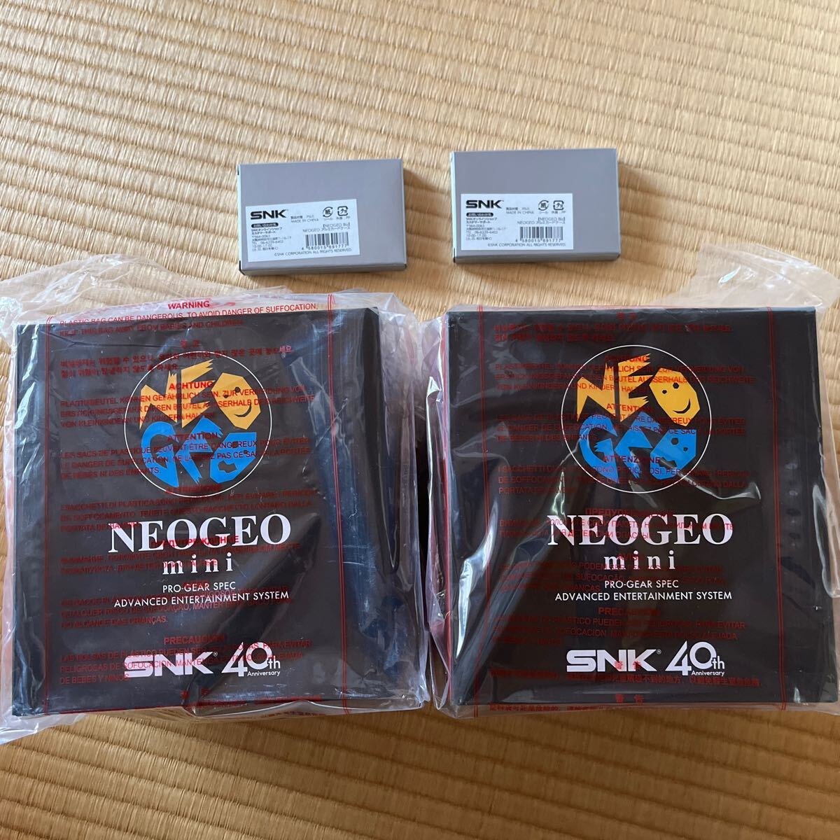 新品未開封 NEOGEO mini 2個セット アルミカードケース2個付きの画像1
