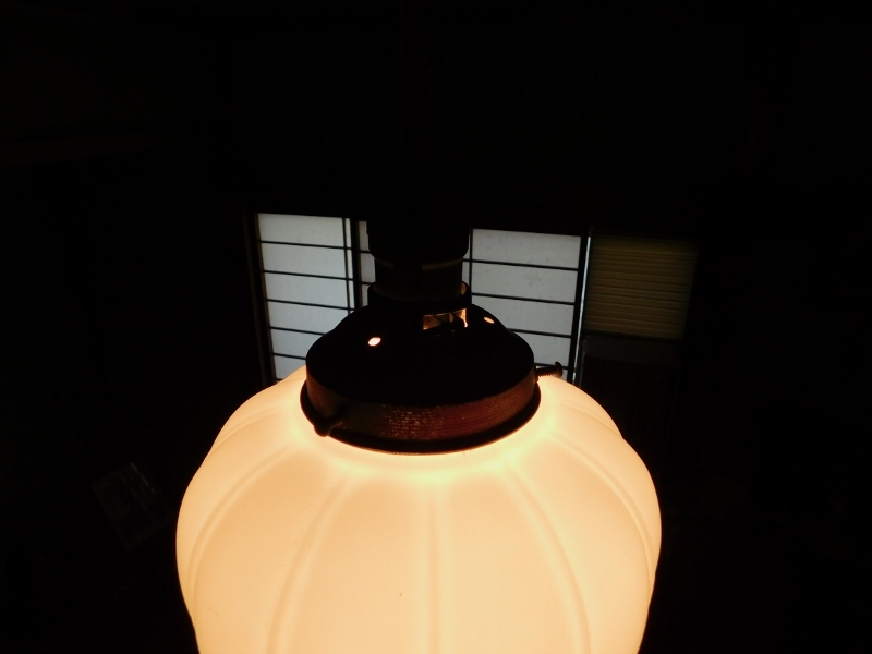 大正レトロ 乳白 雪洞 ウランガラス ぼんぼり 電傘 電笠 吊り下げ照明 アールデコ ペンダントライト 戦前 戦時 洋館 ライト の画像3