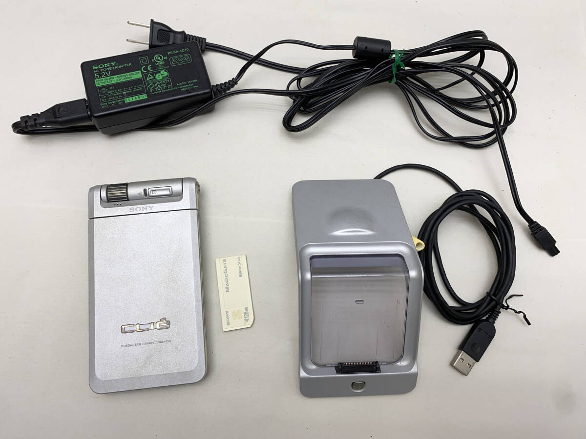 SONY CLIE PEG-NX70V ソニー クリエ PDA /充電スタンド（クレードル）ACアダプター_画像1