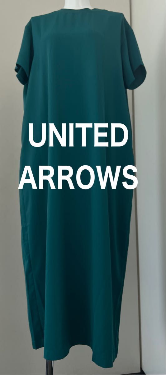 UNITED ARROWS ワンピース　ポリエステル　ホームクリーニング可　半袖　タグ付