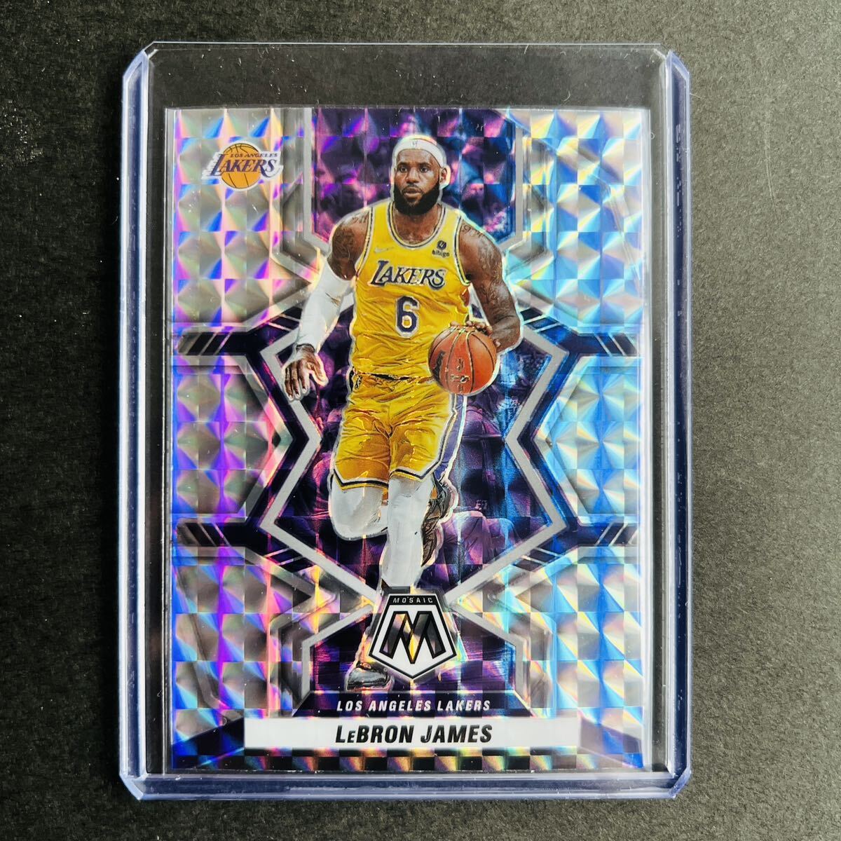 Panini NBAカード LeBron James 2021-22 mosaic prizm basketball Silver Prizm _画像1